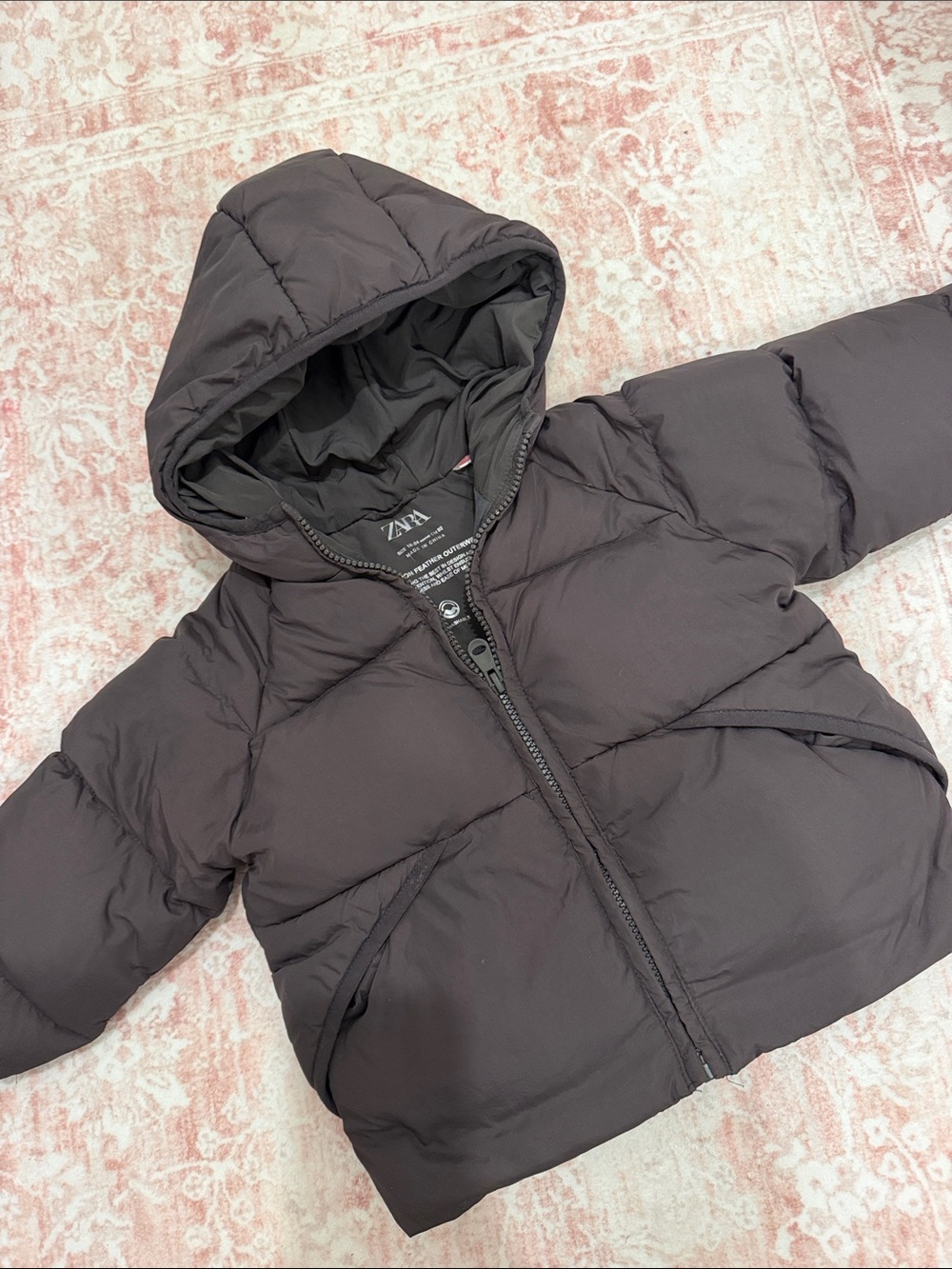 Zara Kids Hooded Puffer Jacket in Black